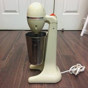 WORKS! VTG Milkshake Mixer Hamilton Beach Scovill Drink Master Almond Retro MCM